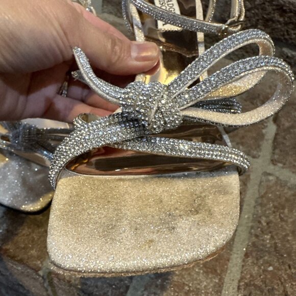 Badgley Mischka Womens Effie Strappy Bow Stiletto Heel Sandal in Soft  Gold Sz 6 - Picture 15 of 15